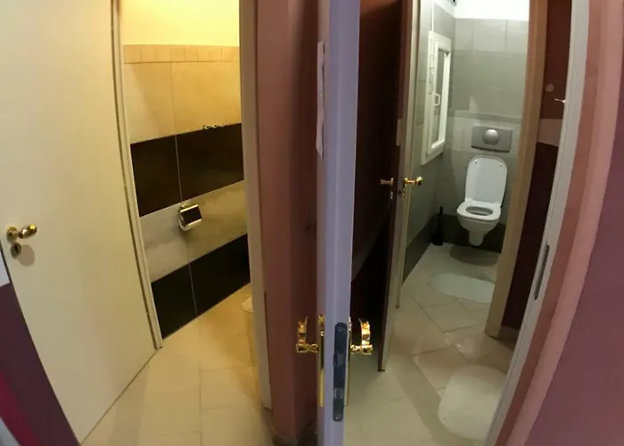 Prime Stays Central Budget Budapesta