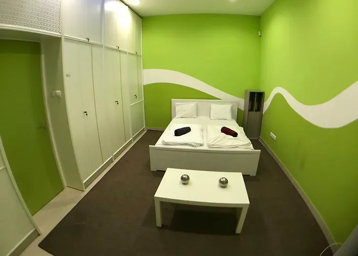 Prime Stays Central Budget * Budapesta